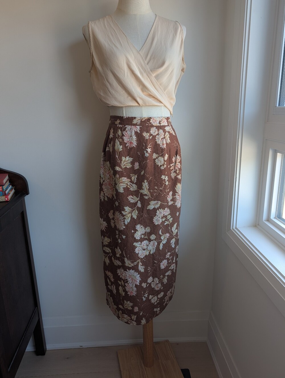 Talbot's Vintage Irish Linen Brown Floral Skirt